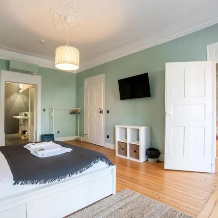 Ferienhaus Peaceful 2bedrooms W Patio In
